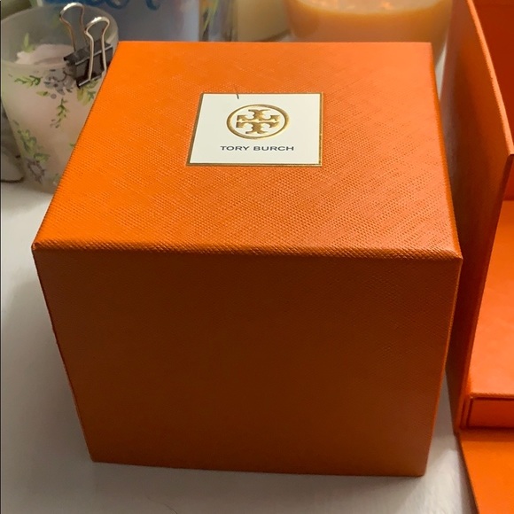 Tory Burch Watch - Picture 4 of 5